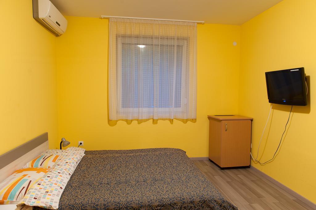 Farkasverem Vendeghaz Hotel Nyírtura Room photo